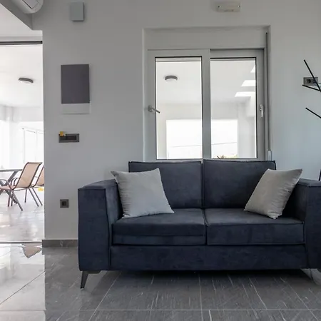 Apartment On The Breeze 1 *